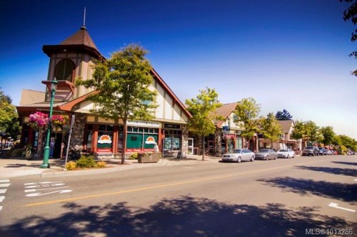 10-161 Fern Rd, Qualicum Beach, BC - Outdoor