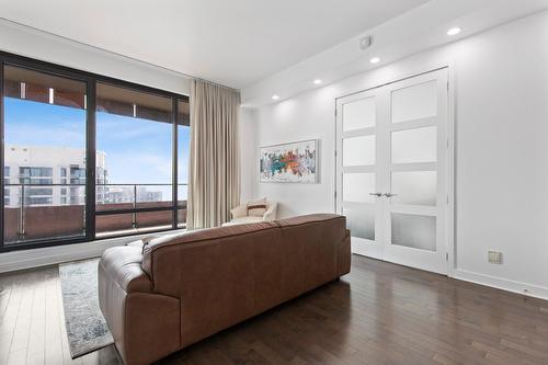 Salon - Ph2-05-199 Rue De La Rotonde, Montréal (Verdun/Île-Des-Soeurs), QC - Indoor