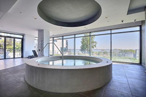 Hot tub - Ph2-05-199 Rue De La Rotonde, Montréal (Verdun/Île-Des-Soeurs), QC - Indoor Photo Showing Other Room