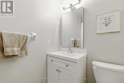 568 Legresley Lane, Newmarket, ON - Indoor Photo Showing Bathroom