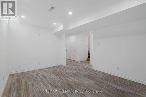 23 Sunbird Boulevard, Georgina, ON - Indoor Photo Showing Other Room