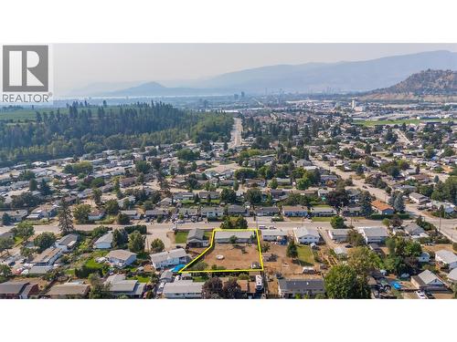 715B Gerstmar Road, Kelowna, BC - Outdoor With View