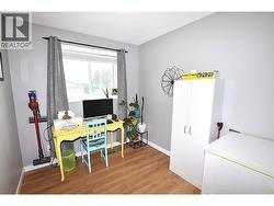 bedroom 3 main floor - 