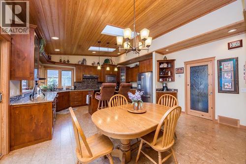 1259 Little Shuswap Lake Road Unit# A, Chase, BC - Indoor Photo Showing Dining Room