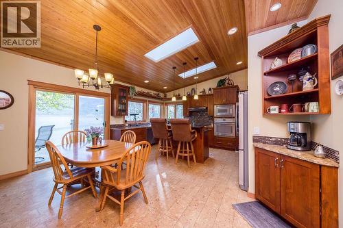 1259 Little Shuswap Lake Road Unit# A, Chase, BC - Indoor Photo Showing Dining Room