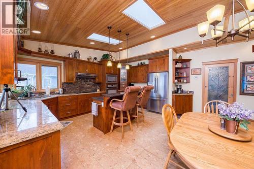 1259 Little Shuswap Lake Road Unit# A, Chase, BC - Indoor