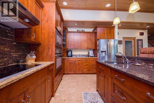 1259 Little Shuswap Lake Road Unit# A, Chase, BC - Indoor Photo Showing Kitchen