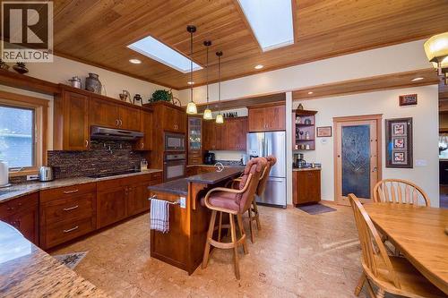 1259 Little Shuswap Lake Road Unit# A, Chase, BC - Indoor