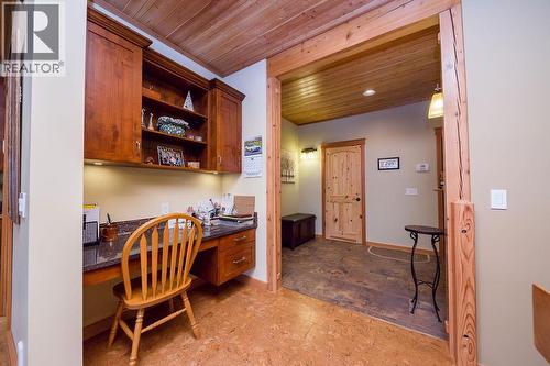 1259 Little Shuswap Lake Road Unit# A, Chase, BC - Indoor