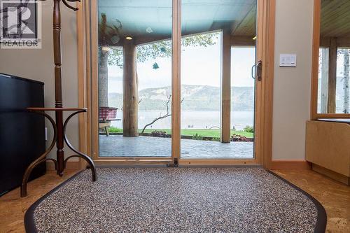 1259 Little Shuswap Lake Road Unit# A, Chase, BC - Indoor Photo Showing Other Room