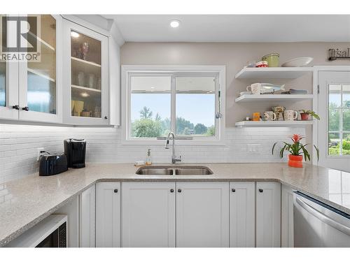 2176 Blackwell Avenue, Merritt, BC - Indoor Photo Showing Kitchen With Double Sink