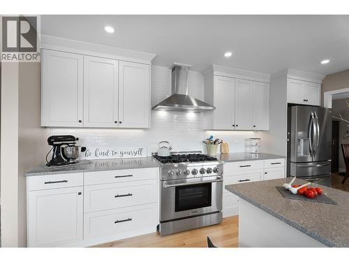 2176 Blackwell Avenue, Merritt, BC - Indoor Photo Showing Kitchen With Upgraded Kitchen