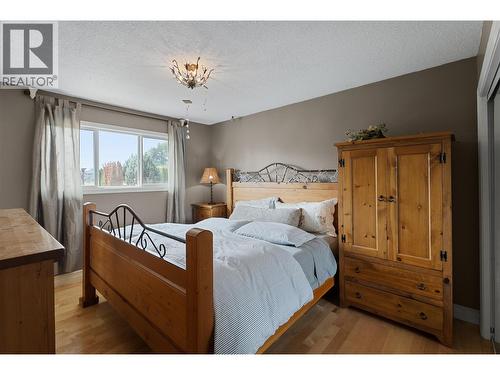 2176 Blackwell Avenue, Merritt, BC - Indoor Photo Showing Bedroom