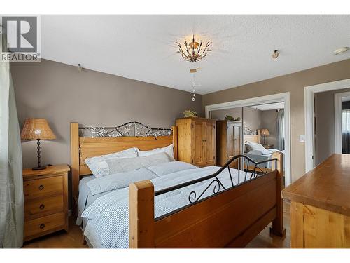 2176 Blackwell Avenue, Merritt, BC - Indoor Photo Showing Bedroom