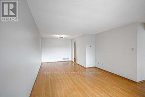 100 Antigua Road, Mississauga, ON - Indoor Photo Showing Other Room