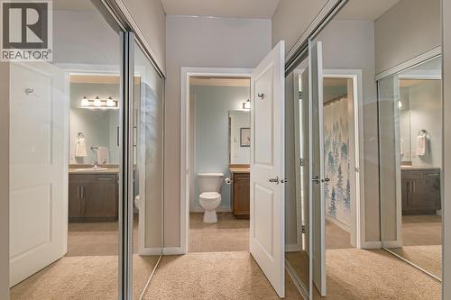 Walkthrough Closet - 151 Taylor Road Unit# 202, Kelowna, BC - Indoor