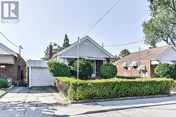 5 DIEPPE ROAD S  Toronto, ON M4J 2K8