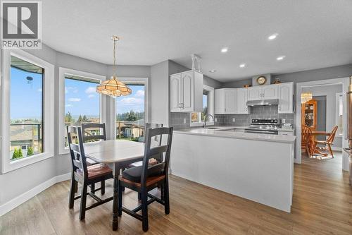 2121 3 Avenue Se, Salmon Arm, BC - Indoor
