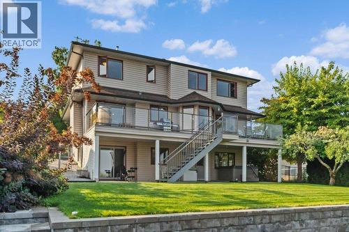 2121 3 Avenue Se, Salmon Arm, BC - Outdoor With Deck Patio Veranda