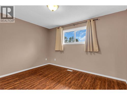 733 Josselyn Court, Kelowna, BC - Indoor Photo Showing Other Room