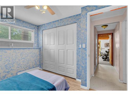733 Josselyn Court, Kelowna, BC - Indoor Photo Showing Bedroom