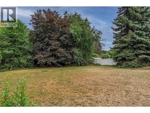 733 Josselyn Court, Kelowna, BC - Outdoor