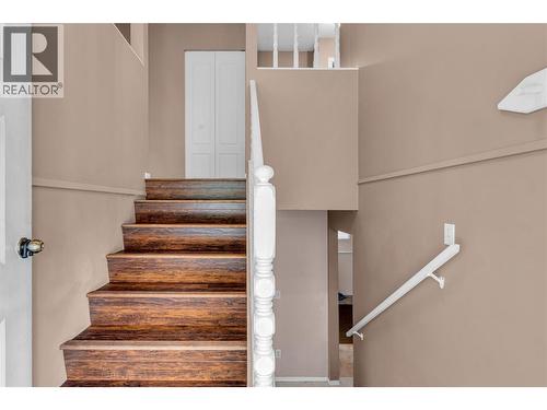 733 Josselyn Court, Kelowna, BC - Indoor Photo Showing Other Room
