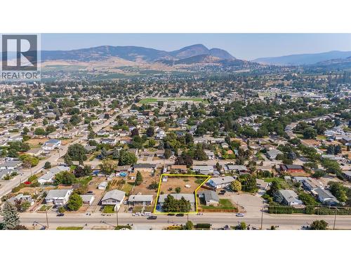 715A Gerstmar Road, Kelowna, BC - Outdoor With View