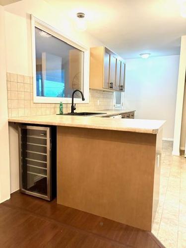84 Centennial Drive, Dauphin, MB - Indoor Photo Showing Kitchen