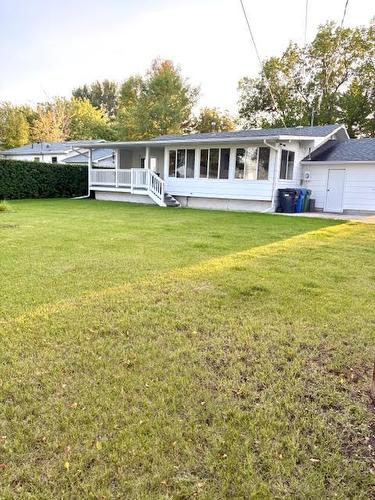 84 Centennial Drive, Dauphin, MB - Outdoor