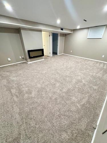 84 Centennial Drive, Dauphin, MB - Indoor