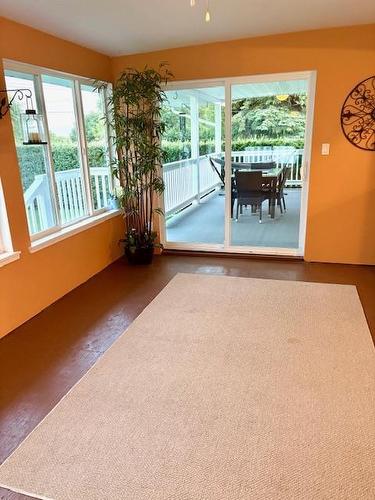 84 Centennial Drive, Dauphin, MB - Indoor Photo Showing Other Room