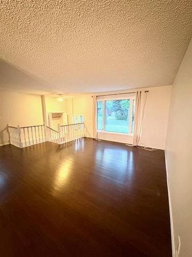 84 Centennial Drive, Dauphin, MB - Indoor Photo Showing Other Room