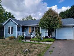 37 Colonel Gray Drive  Charlottetown, PE C1A 2S6