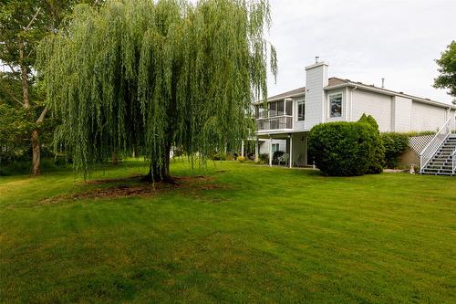 60-1101 Cameron Avenue, Kelowna, BC - Outdoor