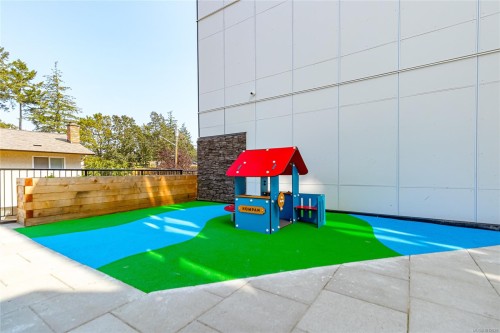 333-2629 Millstream Rd, Langford, BC - Outdoor