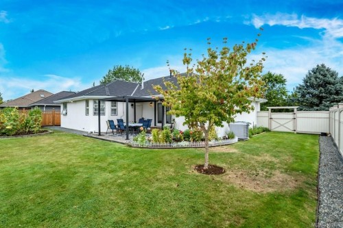 3078 Crown Isle Dr, Courtenay, BC 