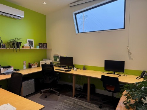 201-1934 Boxwood Rd, Nanaimo, BC 