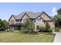 3 DIMENNA Drive  Kingsville, ON N9Y 4C7