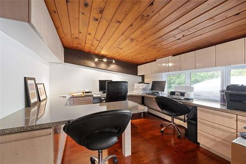 1788 Henderson Hwy, Winnipeg, MB 