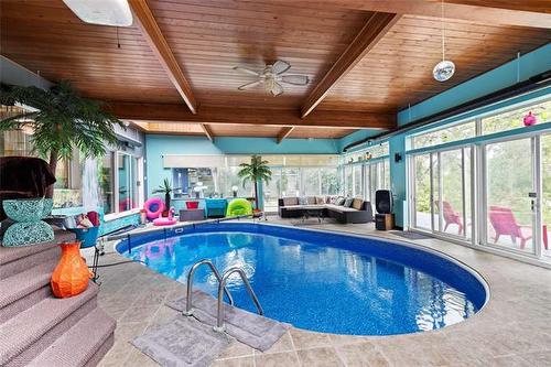 1788 Henderson Hwy, Winnipeg, MB 