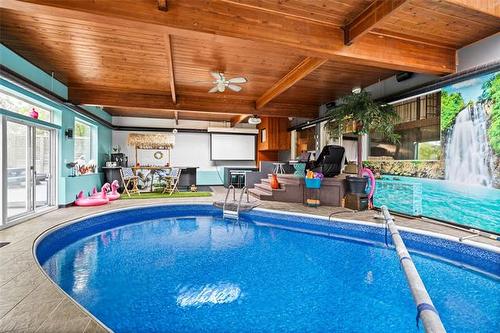 1788 Henderson Hwy, Winnipeg, MB 