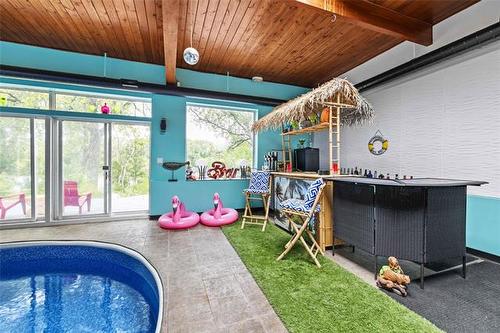 1788 Henderson Hwy, Winnipeg, MB 