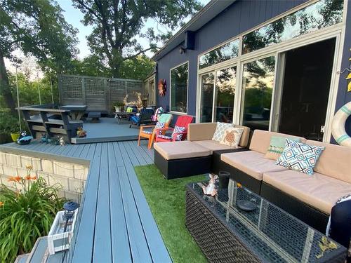 1788 Henderson Hwy, Winnipeg, MB 