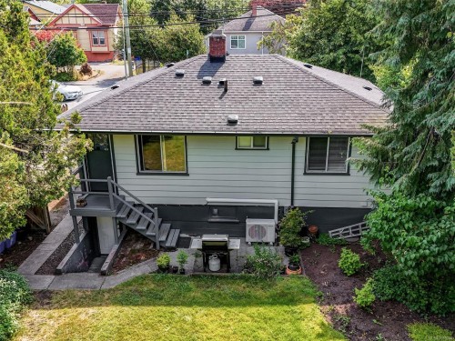 1728 Foul Bay Rd, Victoria, BC 