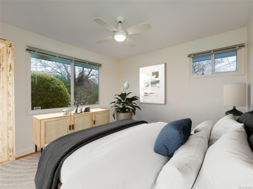 1728 Foul Bay Rd, Victoria, BC 