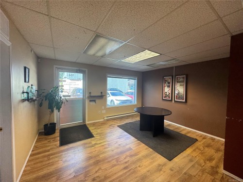 104-425 Stanford Ave East, Parksville, BC 