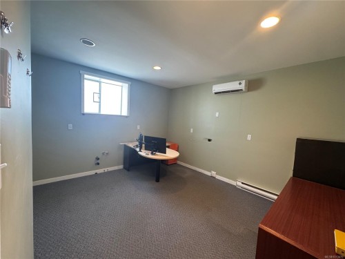 104-425 Stanford Ave East, Parksville, BC 