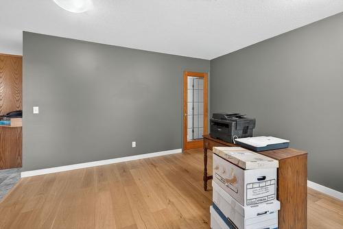 68-1201 Cameron Avenue, Kelowna, BC - Indoor Photo Showing Other Room