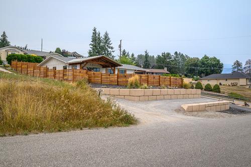 6448 Agassiz Road, Vernon, BC - Outdoor